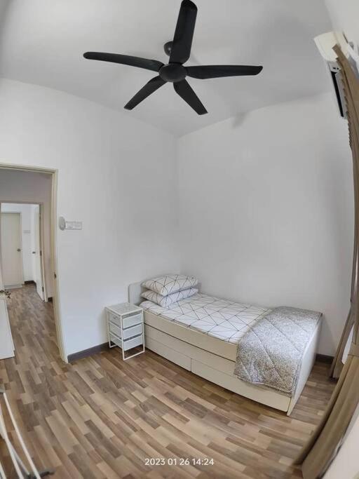 Prima Guest House - Puncak Alam Homestay Mus-Lim Friendly Bandar Puncak Alam Bagian luar foto